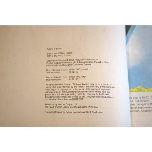 Asterix in Britain Book 3 Goscinny & Uderzo 1993 English Edition Vintage - Picture 2 of 3
